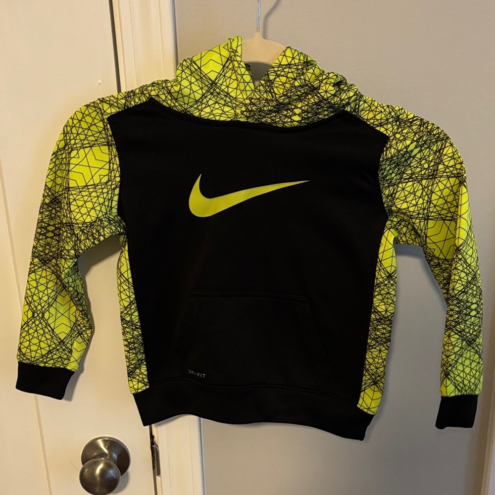 Nike Kids Hoodie in Black and Neon Yellow